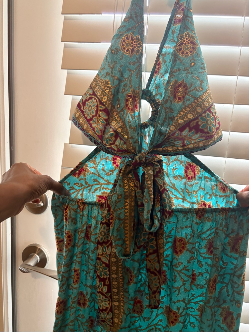 Turquoise Floral Print Backless Halter Maxi Dress with Ring Detail - Picture 3 of 10